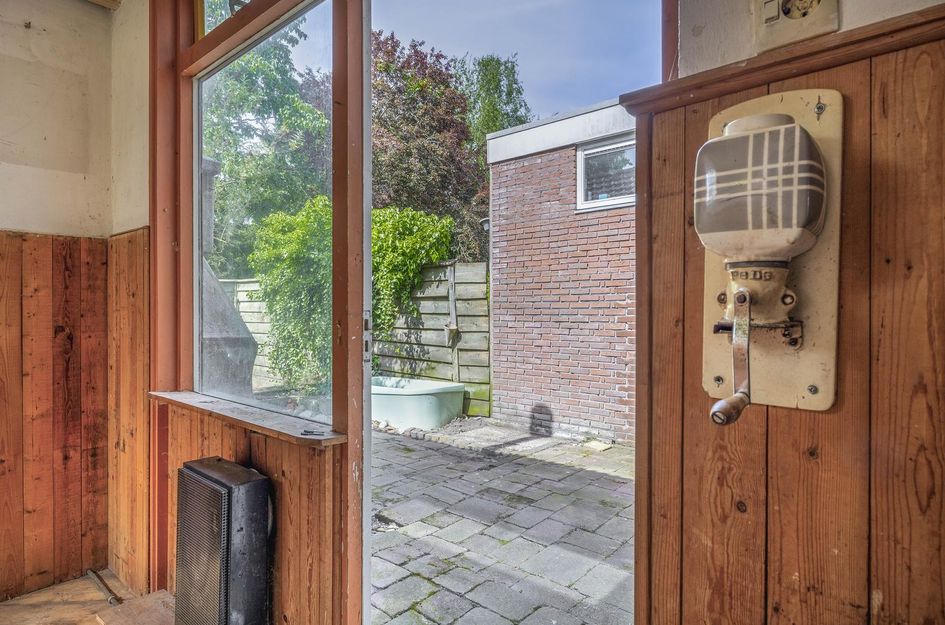 Leliestraat 1