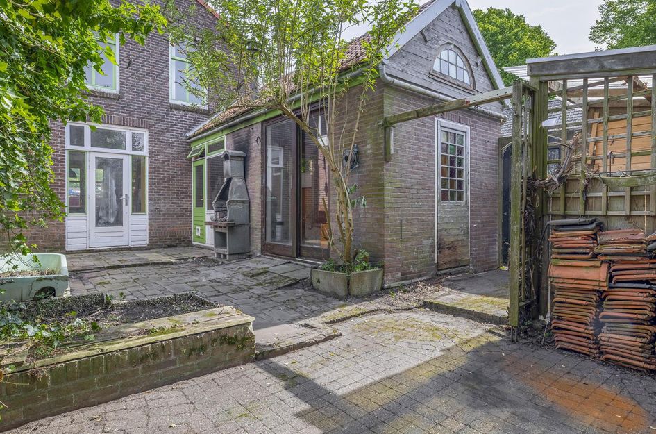 Leliestraat 1