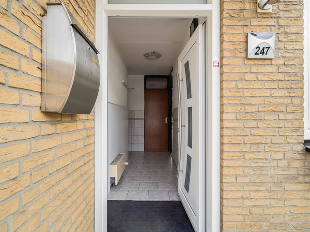 Boy Edgarstraat 247, Rotterdam