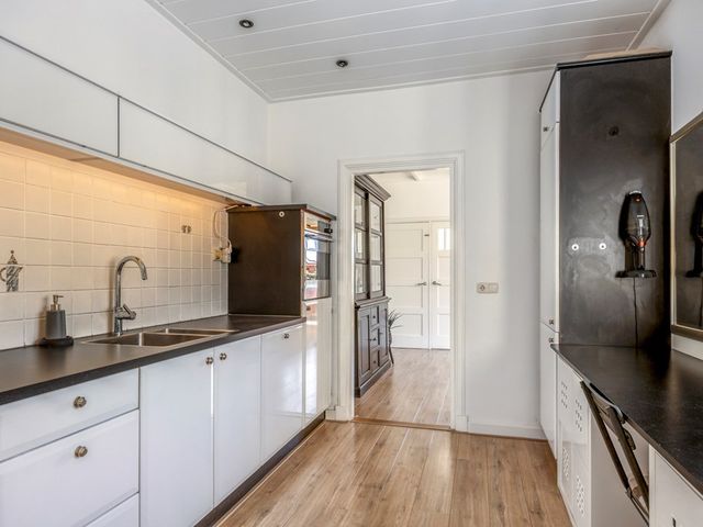 Burgemeester Schimmelpenninckstraat 1, Rhenen