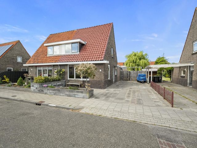 Hyacintenstraat 17, Breezand
