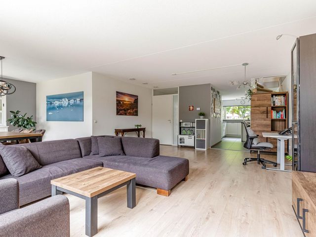 Assumburg 48, Lelystad