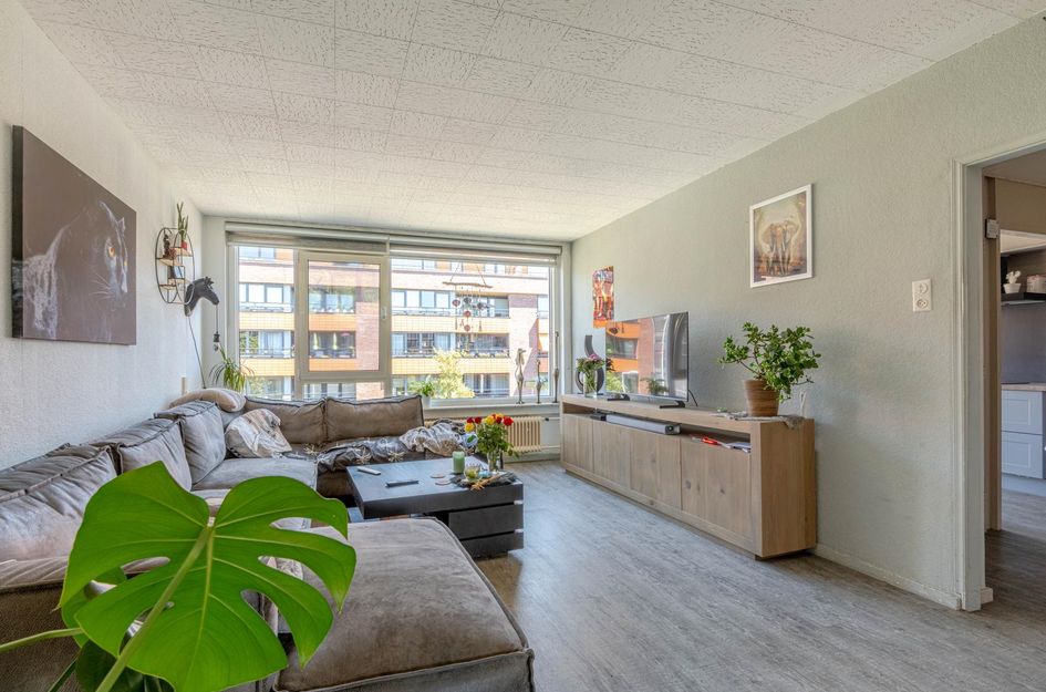 Immanuel Kantstraat 25