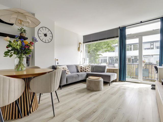 Henegouwsestraat 32, Ridderkerk