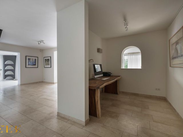 Berkenlaan 16, Velden