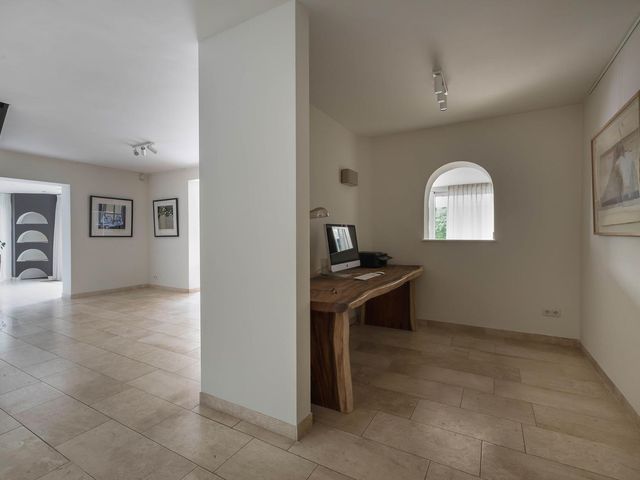 Berkenlaan 16, Velden