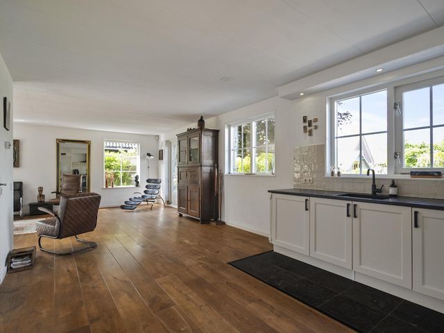 Boterzwin 2208, Julianadorp
