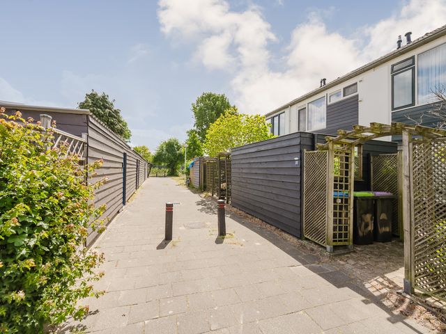 Saturnusstraat 63, Spijkenisse