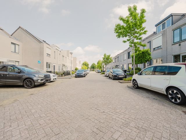 Maria Doorman-Kielstrastraat 17, Spijkenisse
