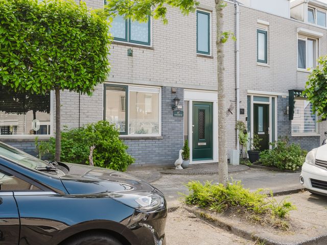 Maria Doorman-Kielstrastraat 17, Spijkenisse