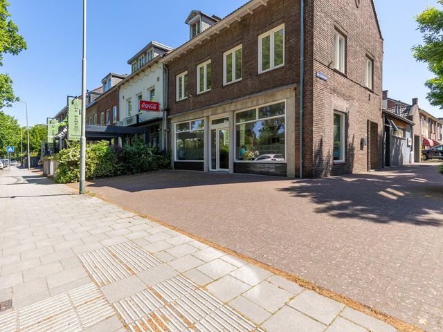 Van Veldekelaan 1A, Geleen