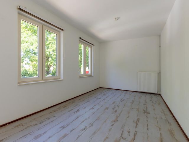 Van Veldekelaan 1A, Geleen