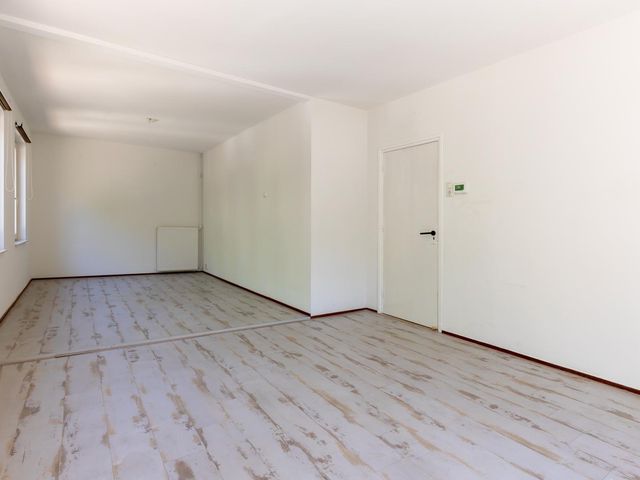 Van Veldekelaan 1A, Geleen