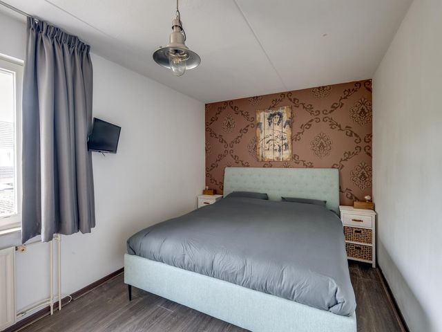 Joostveld 12, Roosendaal