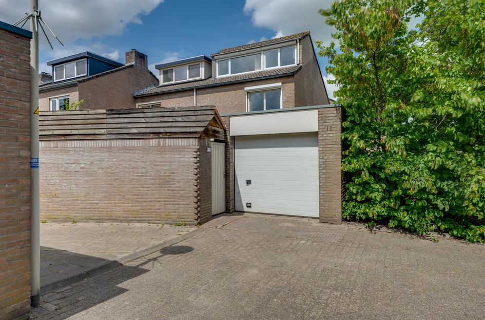 Joostveld 12