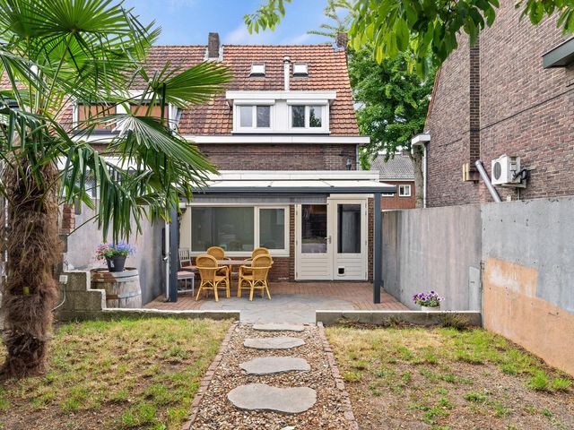 Nachtegaalstraat 14, Geleen