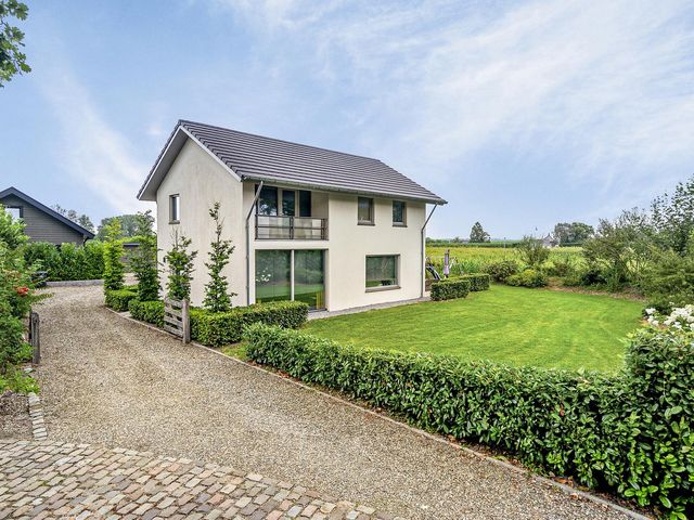 van Heemstraweg 14a, Weurt