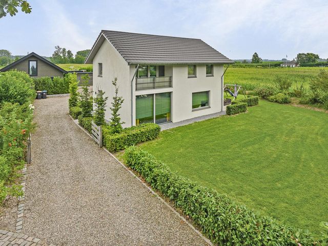van Heemstraweg 14a, Weurt