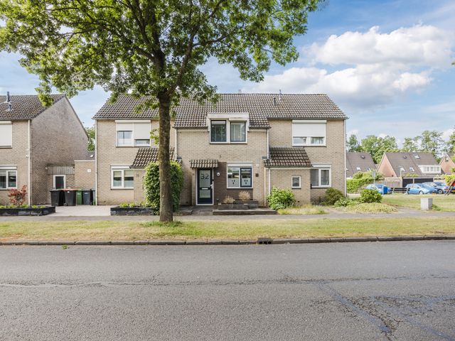 Broekerheide 32, Almelo