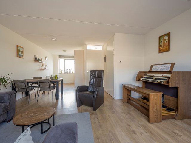 Zijdehoenderlaan 150, Barneveld