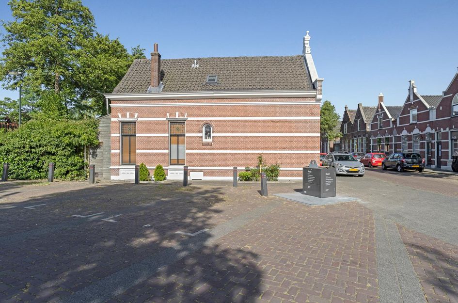 Emmastraat 18