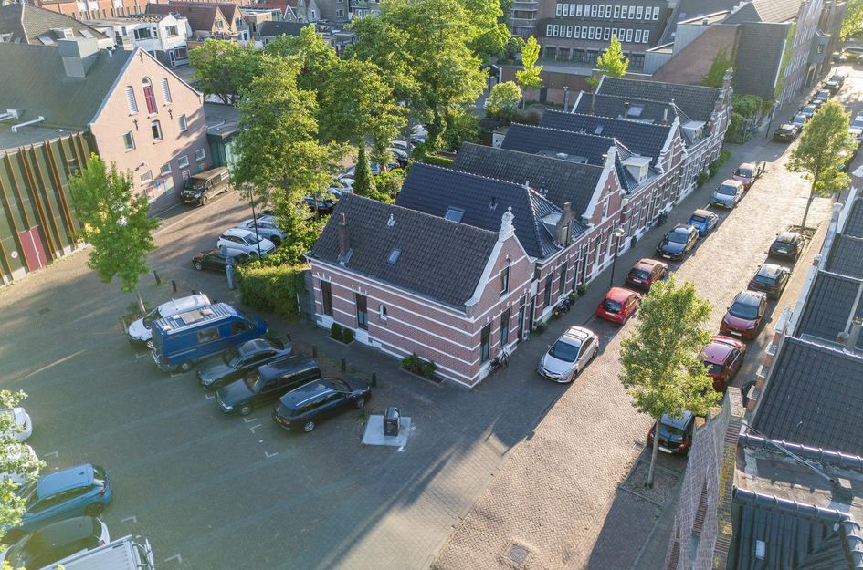 Emmastraat 18
