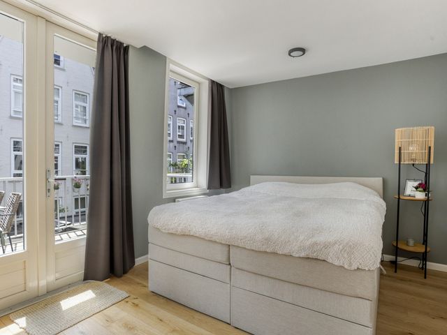 Albert Cuypstraat 214 1, Amsterdam