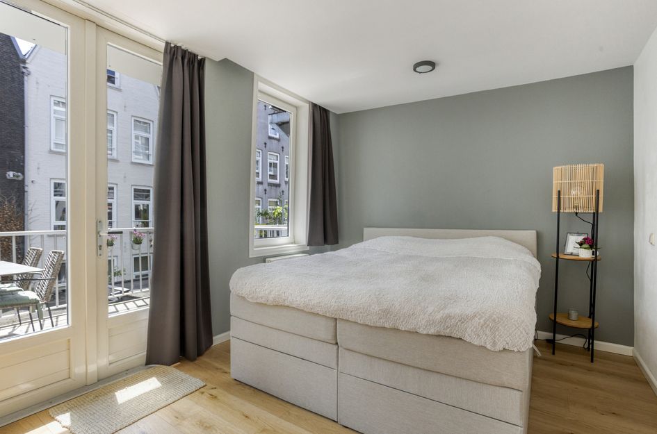 Albert Cuypstraat 214 1