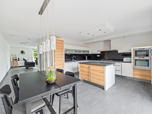 Goudkarpersingel 8, Den Haag