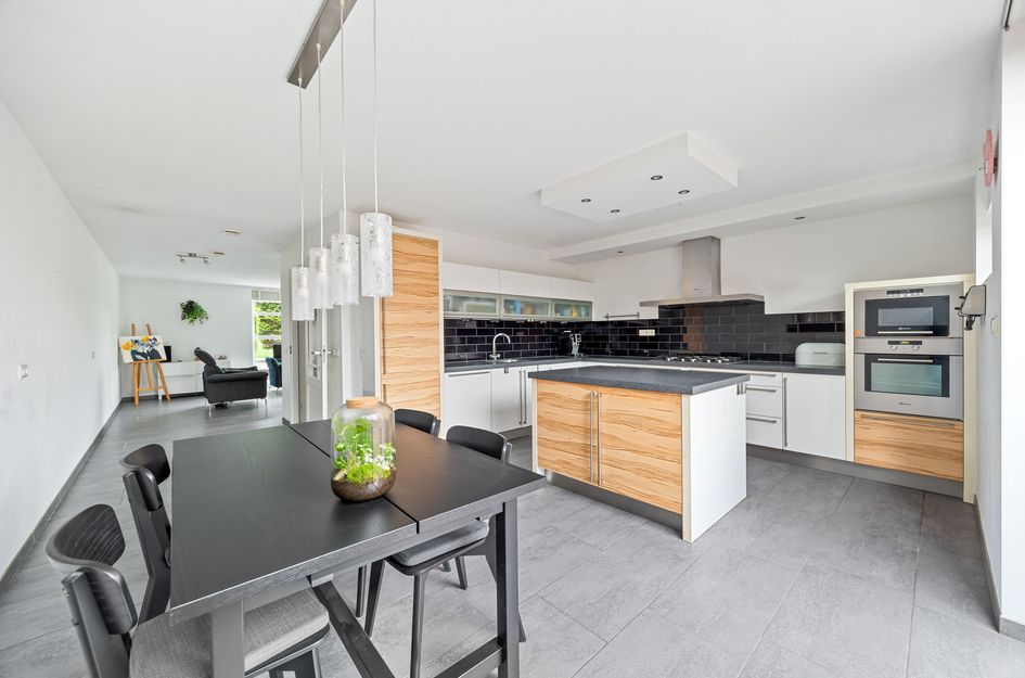 Goudkarpersingel 8
