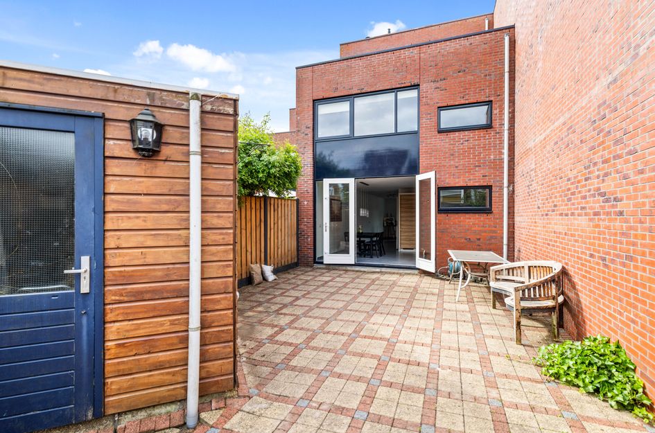 Goudkarpersingel 8