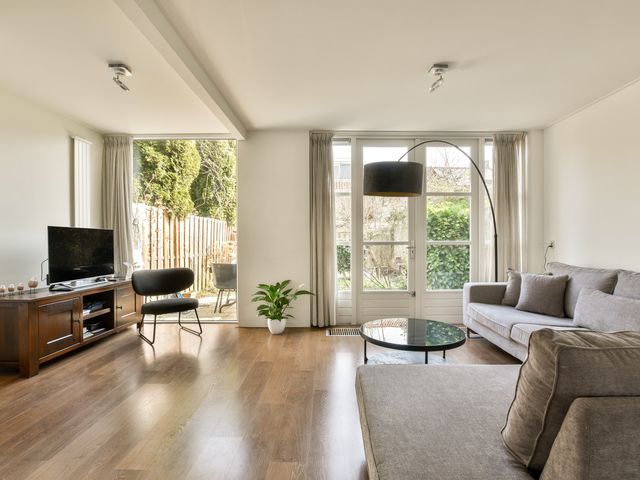 Maluslaan 34, Amstelveen