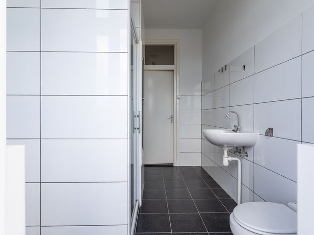 Westduinweg 66C1, Den Haag