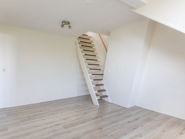 Westduinweg 66C2, Den Haag
