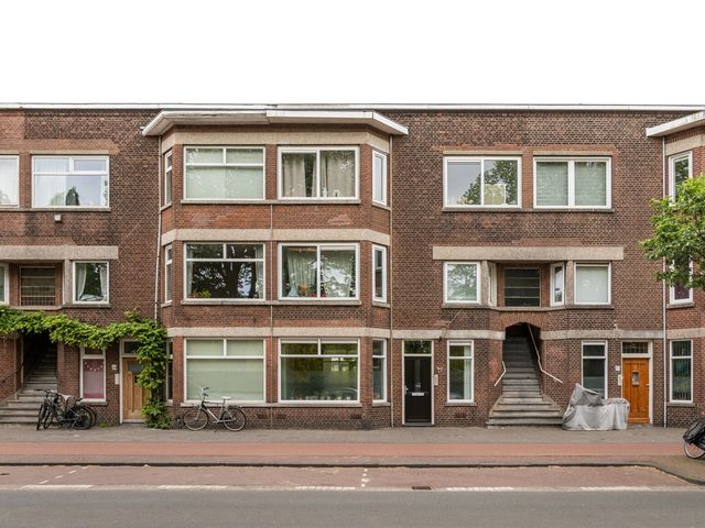 Kamperfoeliestraat 143, Den Haag
