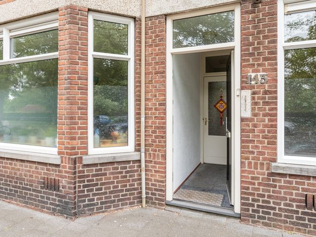 Kamperfoeliestraat 143, Den Haag