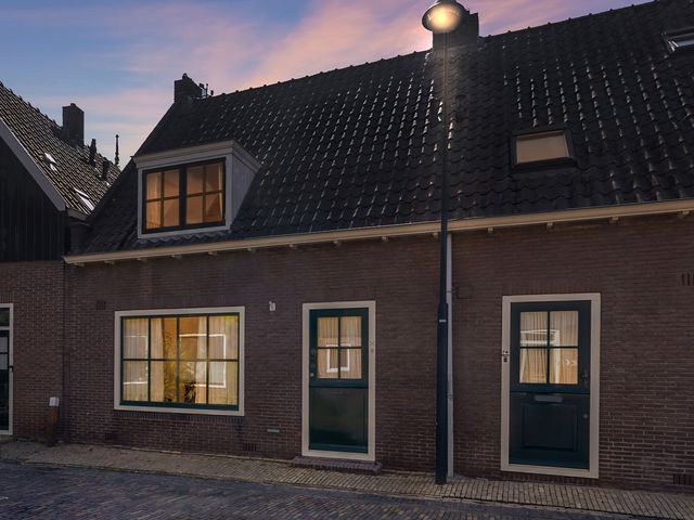 Zuideinde 74A, Monnickendam