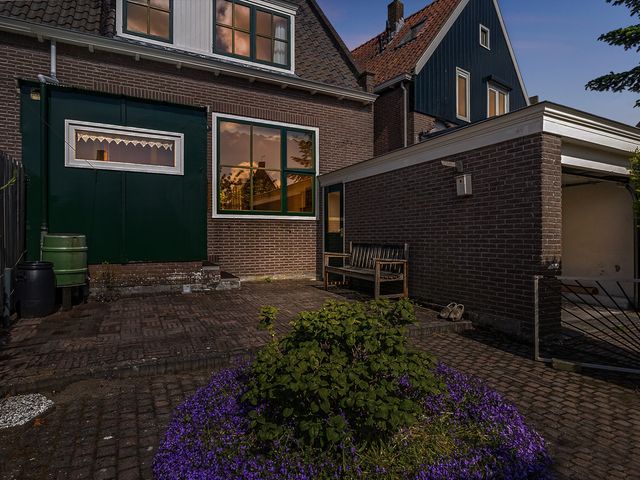 Zuideinde 74A, Monnickendam