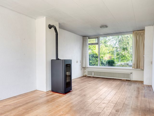 Floris Versterlaan 23, Oegstgeest