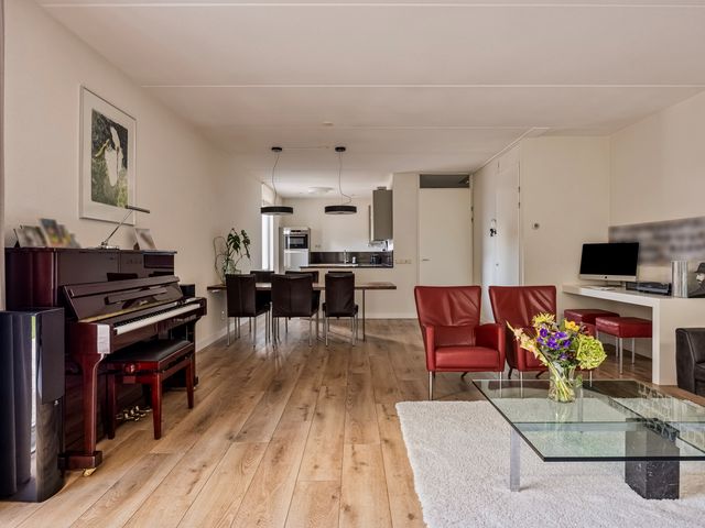 Sint Eustatiusstraat 61, Tilburg