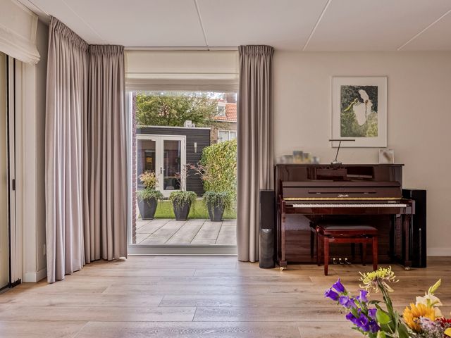 Sint Eustatiusstraat 61, Tilburg