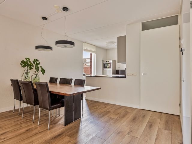 Sint Eustatiusstraat 61, Tilburg