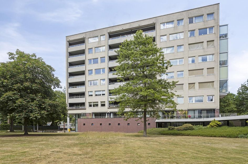 Magentahof 44