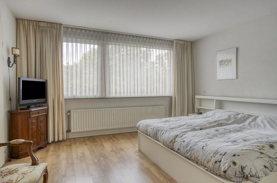 Magentahof 44