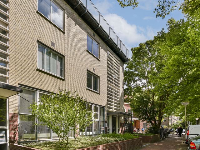 Louise Henriëttestraat 2X, Den Haag