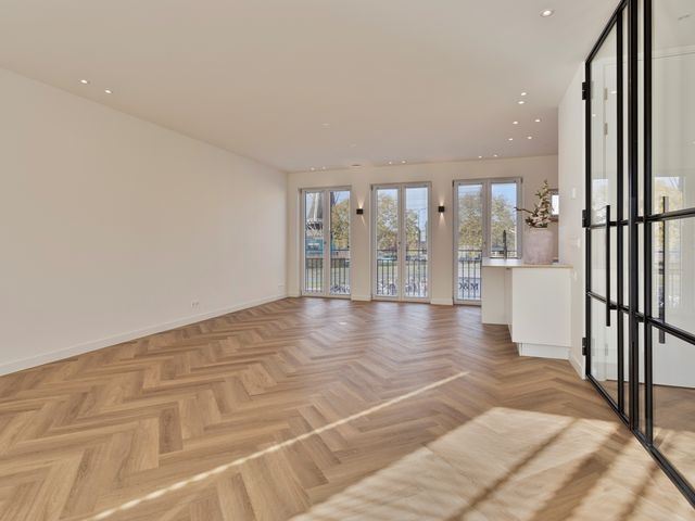 Chris Van Abkoudestraat 21, Leiden