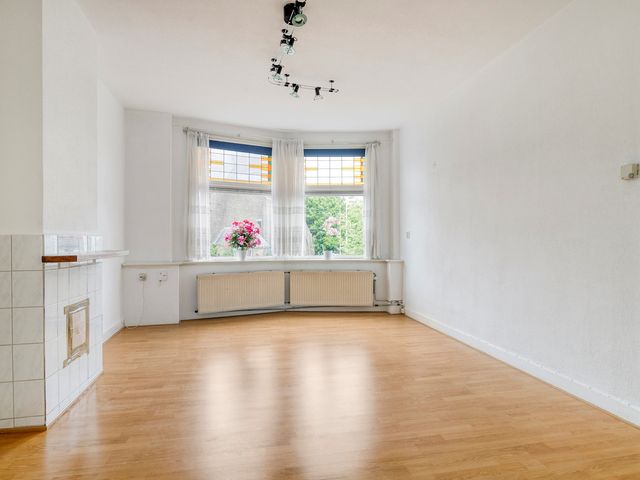 Apeldoornselaan 179, Den Haag