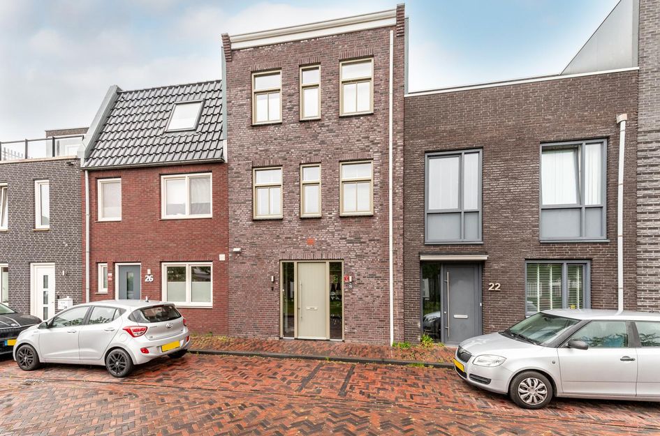 Gustav Hertzstraat 24