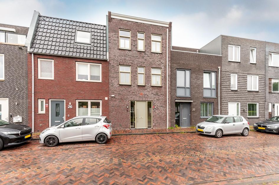 Gustav Hertzstraat 24