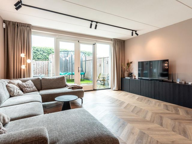 Gustav Hertzstraat 24, Almere